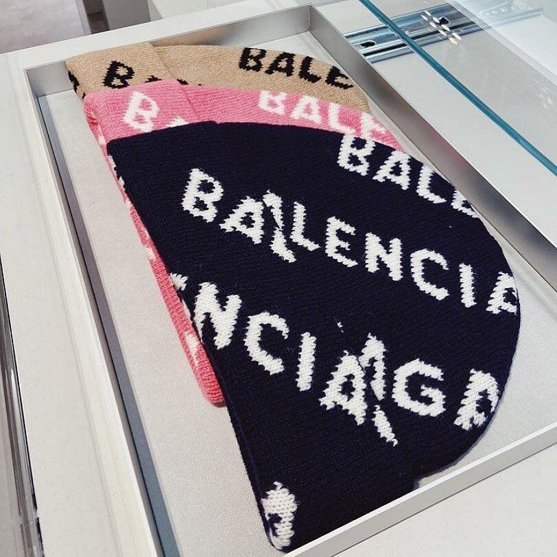 Designer Beanies Pallets - Image 11